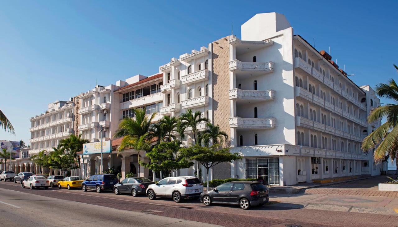 Hotel Fiesta Mexicana Manzanillo Exterior foto